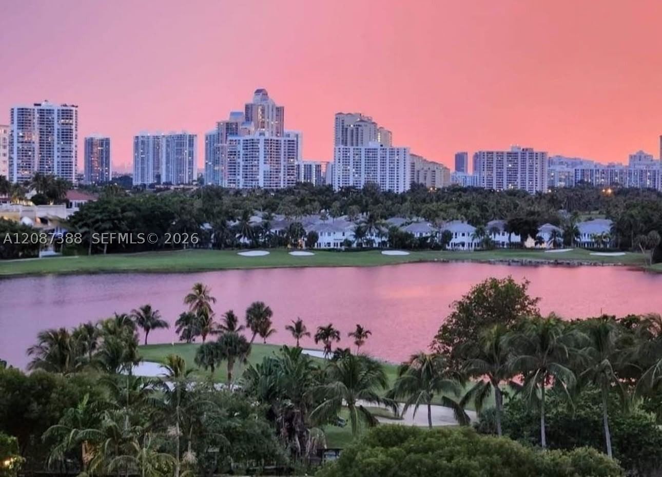 Real estate property located at 3701 Country Club Dr #1807, Miami-dade, Flamenco Condo Tower Ii, Aventura, FL