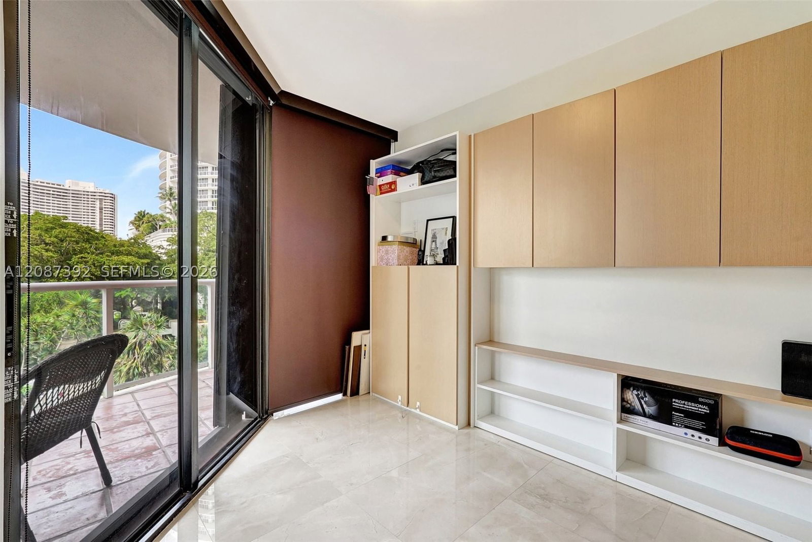 Real estate property located at 4000 ISLAND BLVD #402, Miami-dade, Williams Island, Aventura, FL