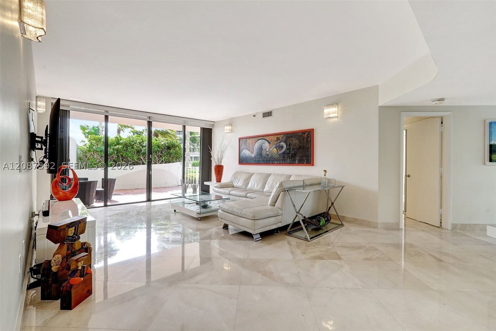 Real estate property located at 4000 ISLAND BLVD #402, Miami-dade, Williams Island, Aventura, FL