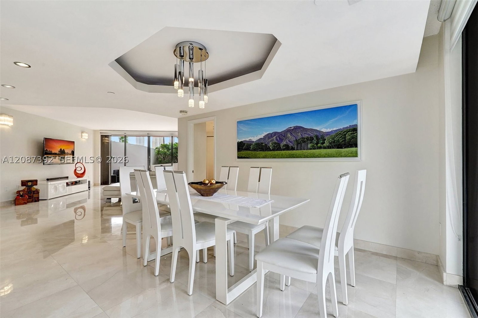 Real estate property located at 4000 ISLAND BLVD #402, Miami-dade, Williams Island, Aventura, FL