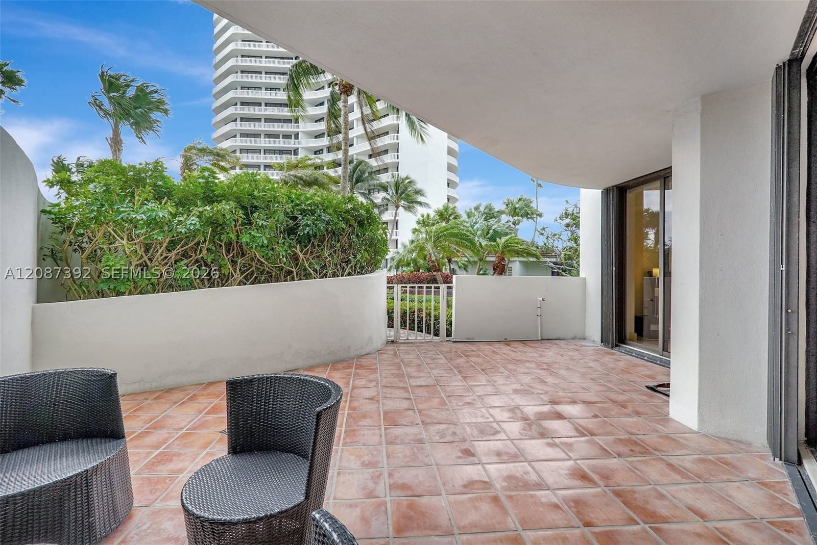 Real estate property located at 4000 ISLAND BLVD #402, Miami-dade, Williams Island, Aventura, FL