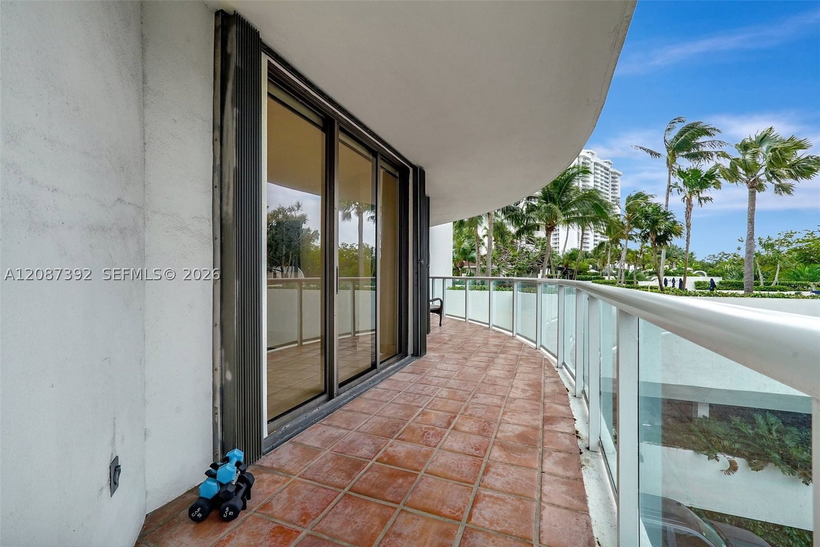 Real estate property located at 4000 ISLAND BLVD #402, Miami-dade, Williams Island, Aventura, FL