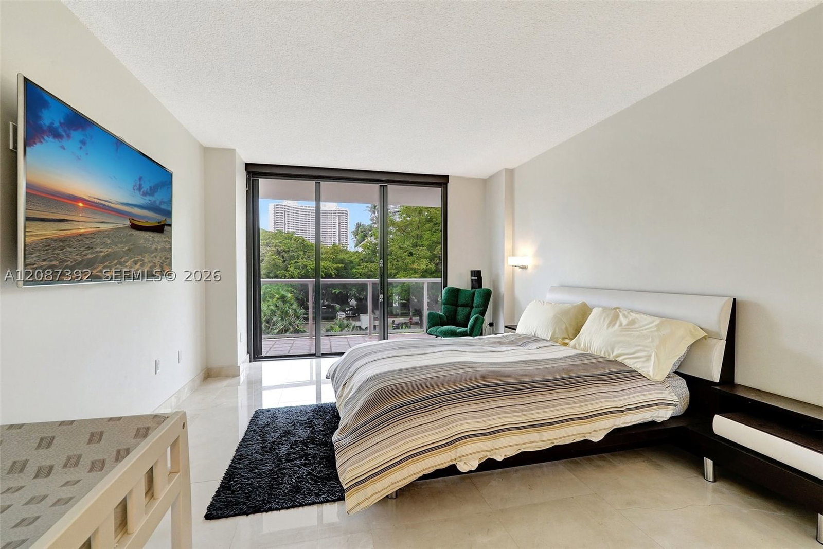 Real estate property located at 4000 ISLAND BLVD #402, Miami-dade, Williams Island, Aventura, FL