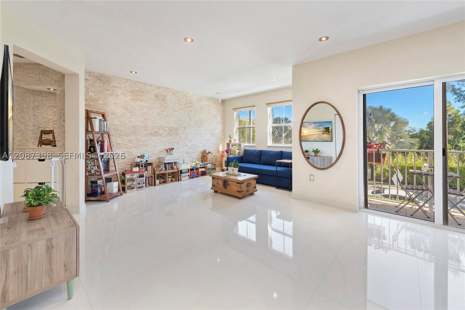 Real estate property located at 8800 97th Ave #204, Miami-dade, St Maarten At Grand Bay C, Doral, FL