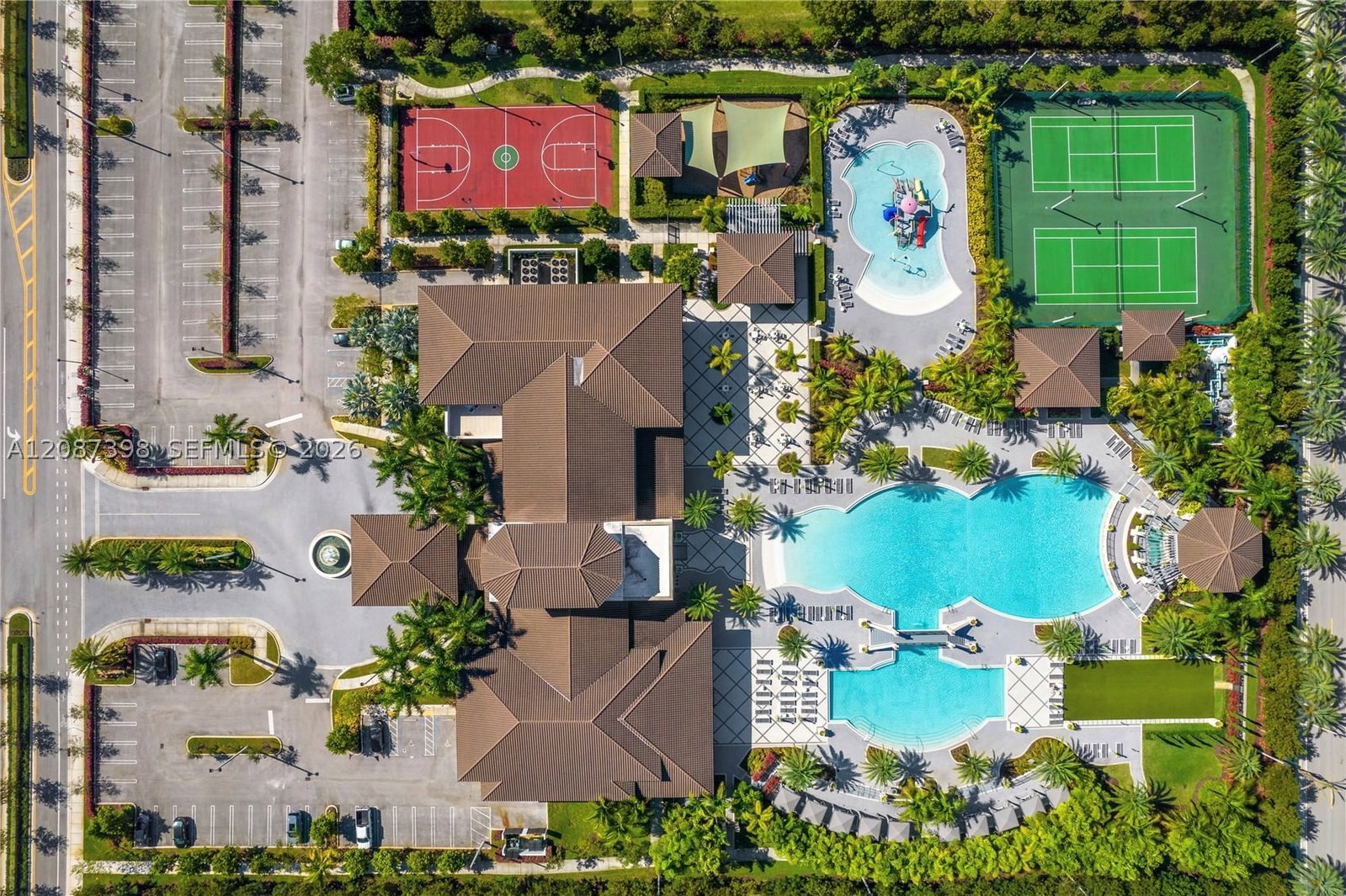 Real estate property located at 8800 97th Ave #204, Miami-dade, St Maarten At Grand Bay C, Doral, FL