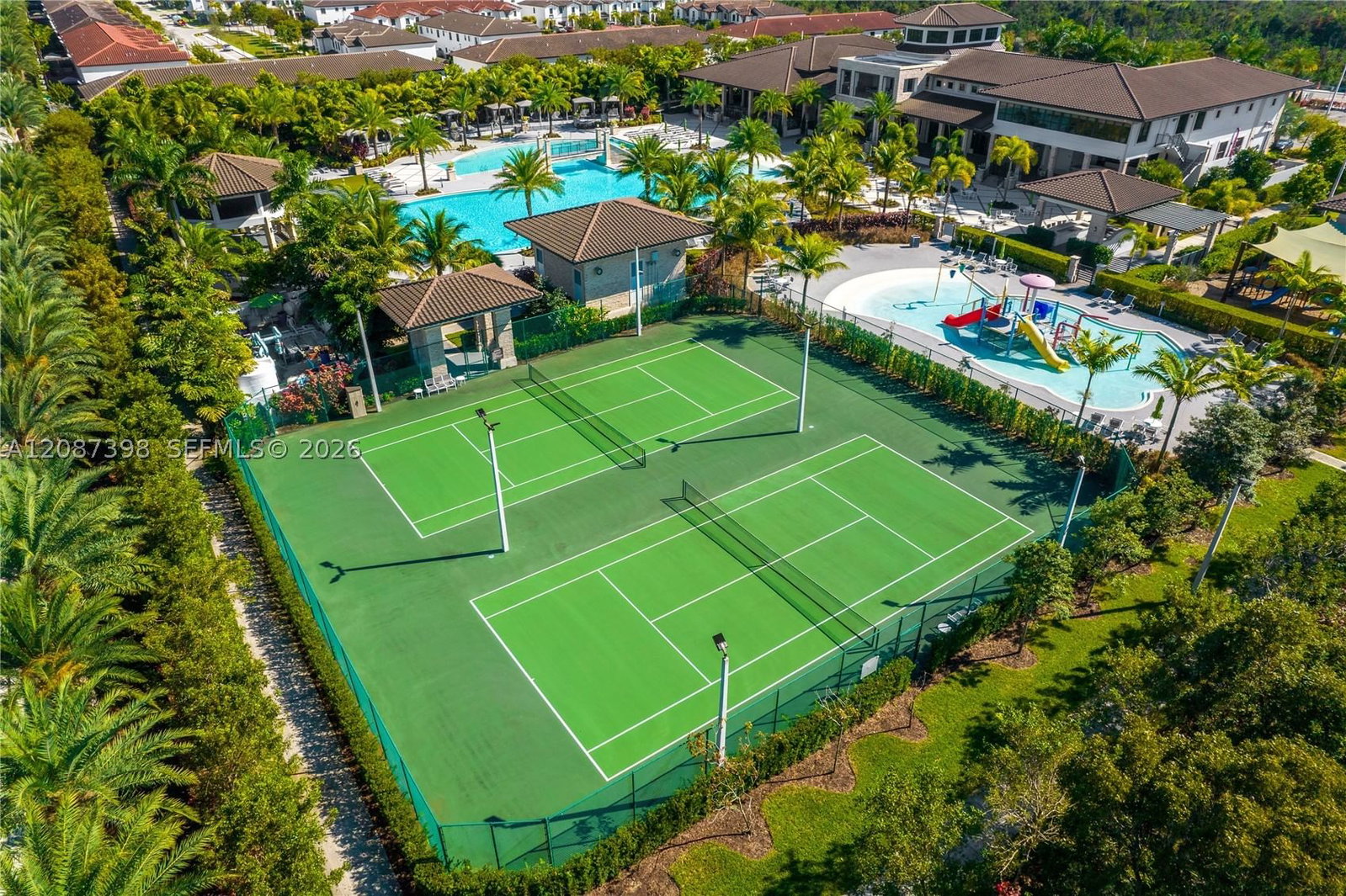 Real estate property located at 8800 97th Ave #204, Miami-dade, St Maarten At Grand Bay C, Doral, FL