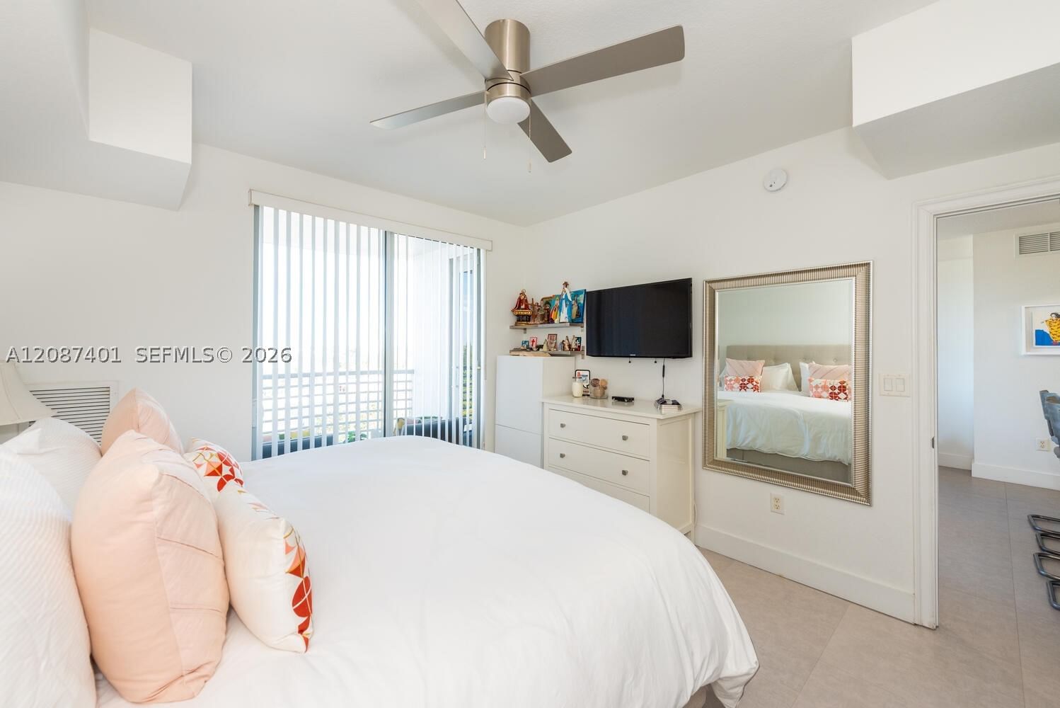 Real estate property located at 1830 Radius Dr #709, Broward, Radius Condo, Hollywood, FL