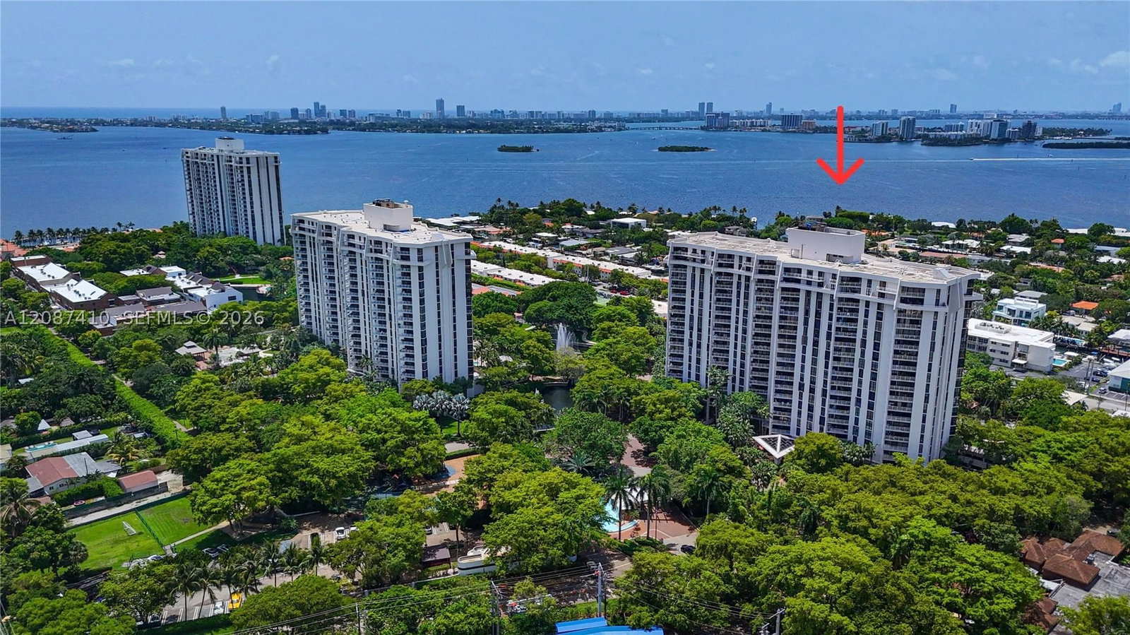 Real estate property located at 2000 Towerside Ter #1206, Miami-dade, Towers Of Quayside Condo, Miami, FL