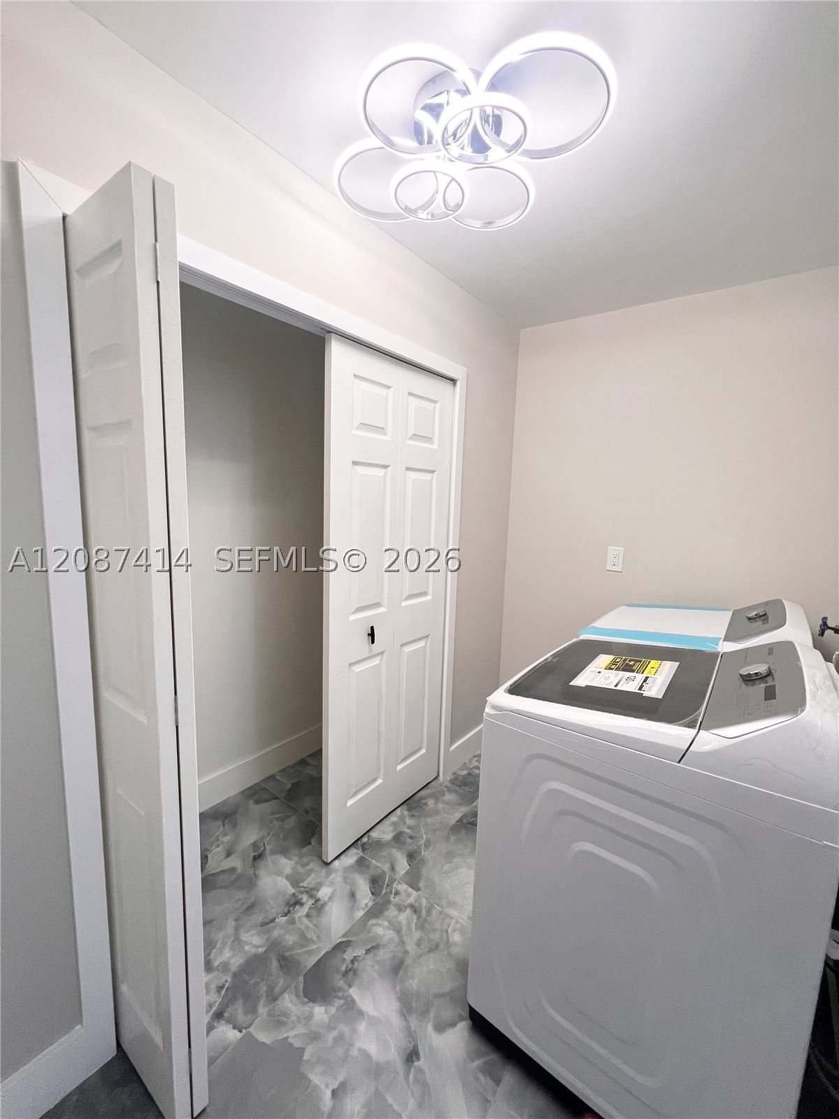 Real estate property located at 4930 Sabal Palm Blvd #206, Broward, Lakes Of Carriage Hills, Tamarac, FL
