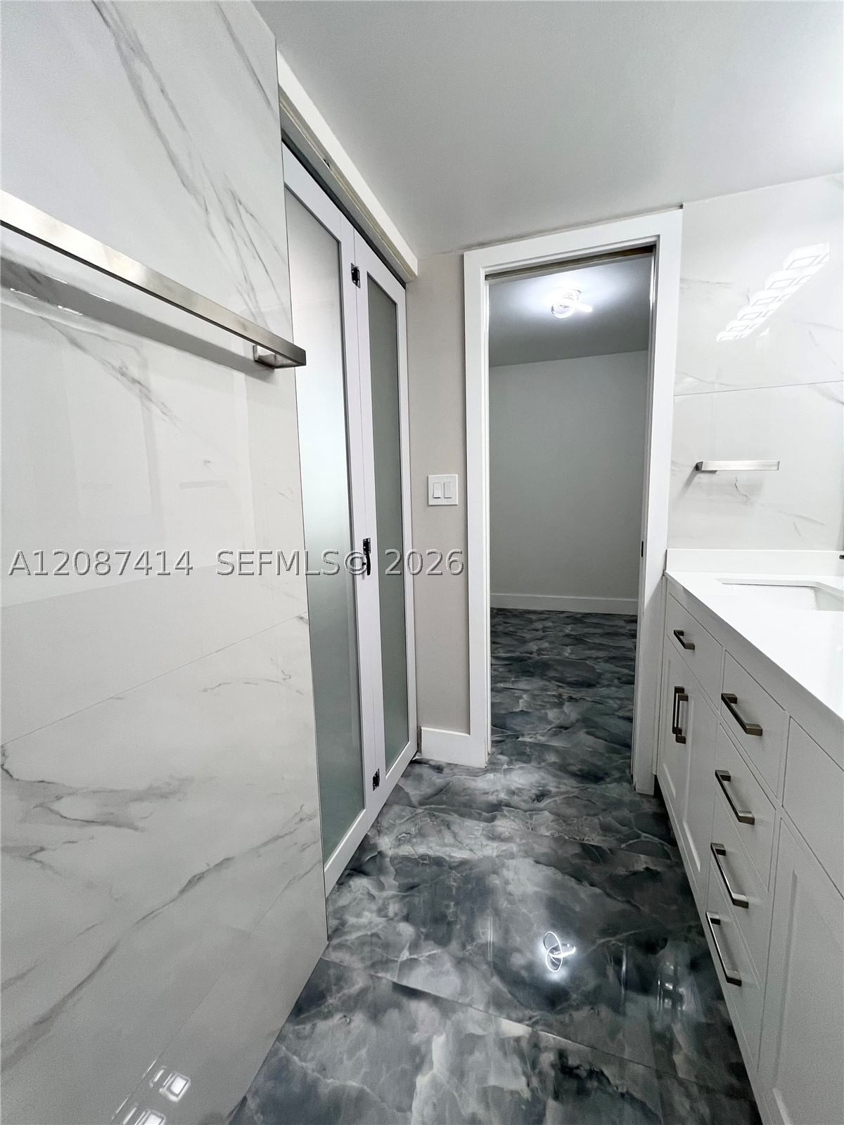 Real estate property located at 4930 Sabal Palm Blvd #206, Broward, Lakes Of Carriage Hills, Tamarac, FL