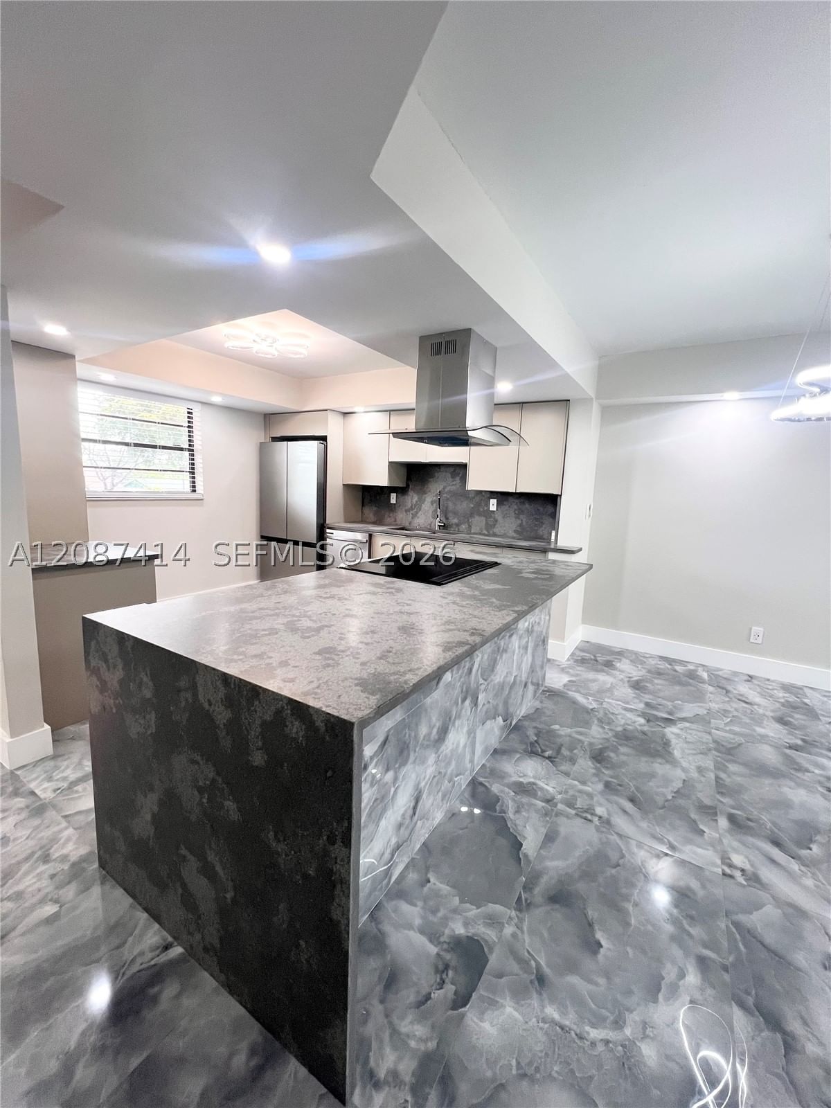 Real estate property located at 4930 Sabal Palm Blvd #206, Broward, Lakes Of Carriage Hills, Tamarac, FL