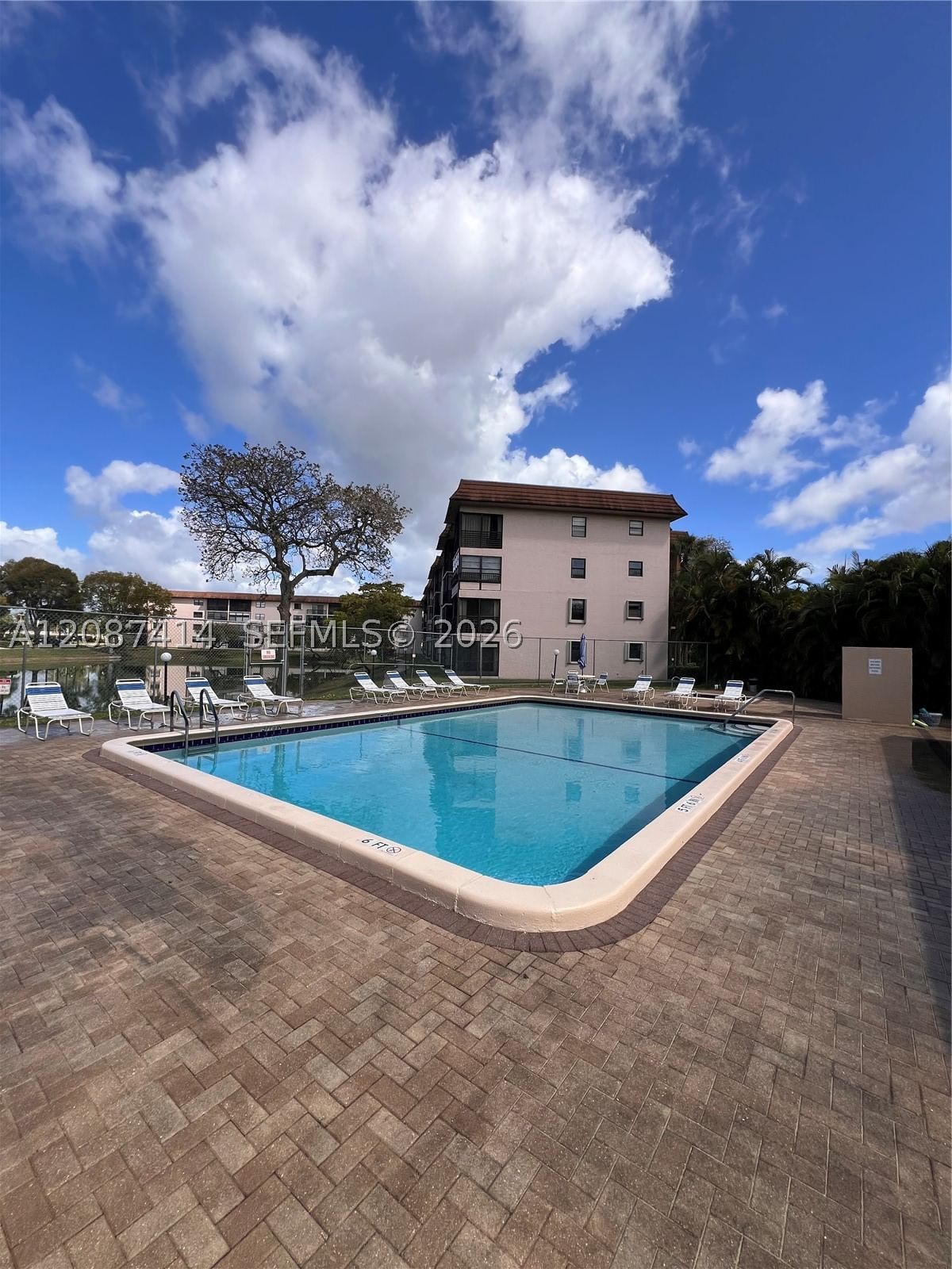 Real estate property located at 4930 Sabal Palm Blvd #206, Broward, Lakes Of Carriage Hills, Tamarac, FL