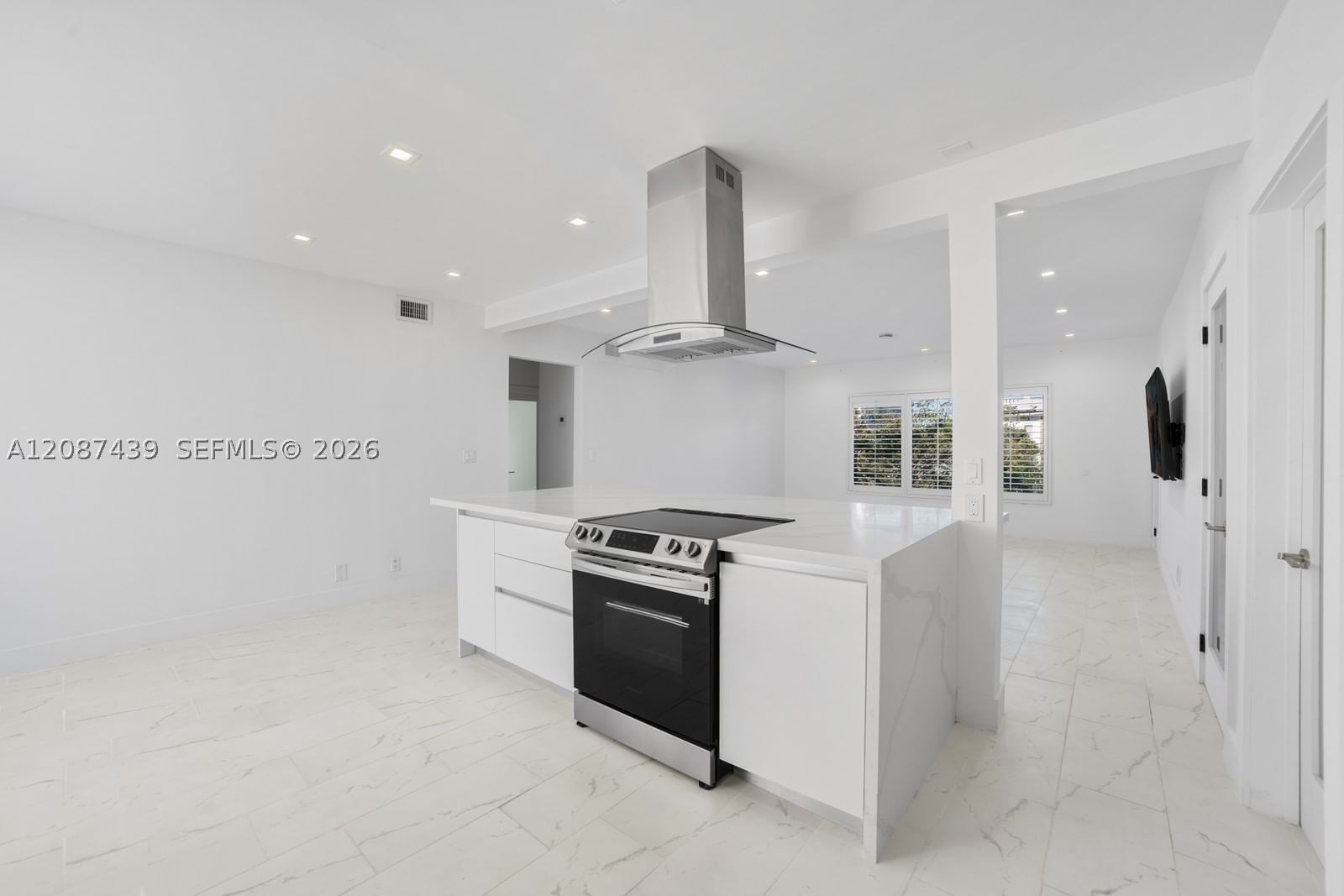 Real estate property located at 3909 Garden Ave, Miami-dade, Jane Apartments Condo, Miami Beach, FL