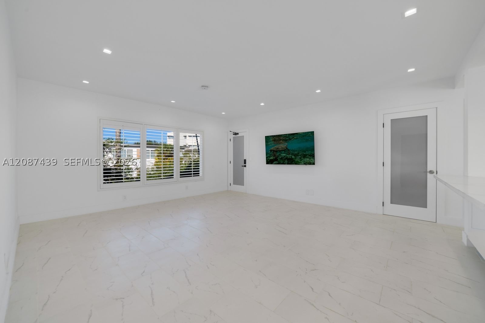 Real estate property located at 3909 Garden Ave, Miami-dade, Jane Apartments Condo, Miami Beach, FL