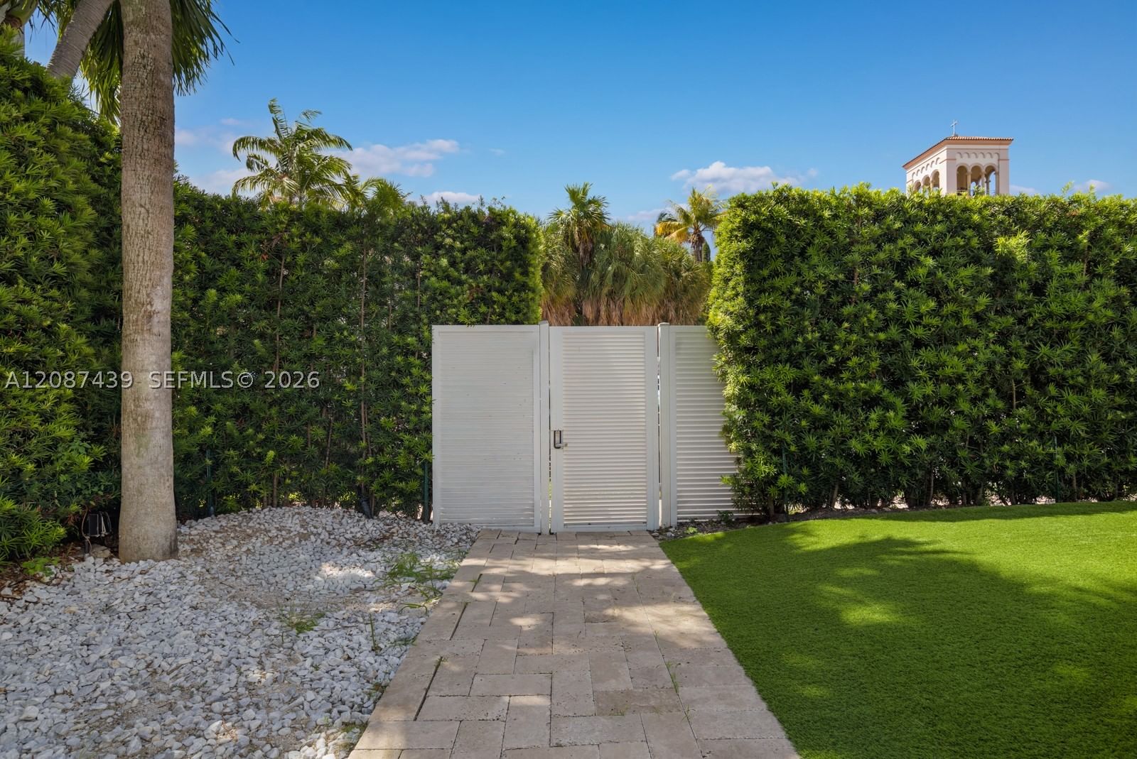 Real estate property located at 3909 Garden Ave, Miami-dade, Jane Apartments Condo, Miami Beach, FL