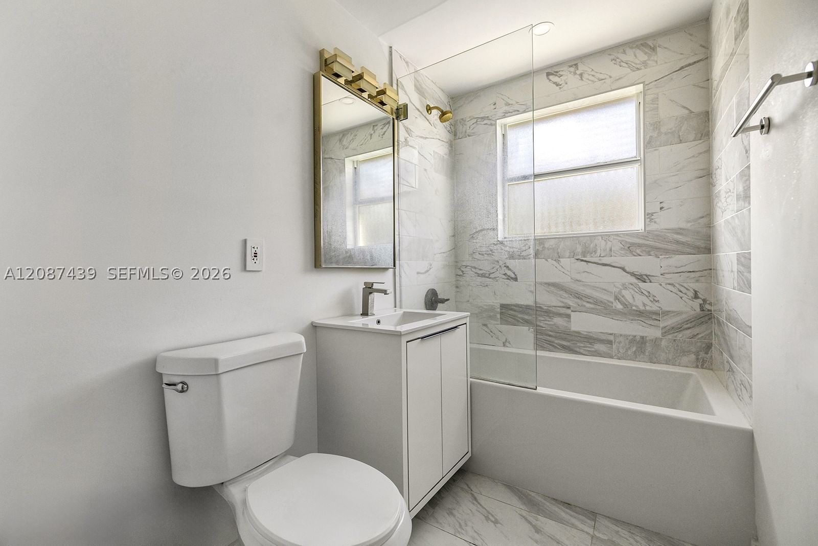 Real estate property located at 3909 Garden Ave, Miami-dade, Jane Apartments Condo, Miami Beach, FL