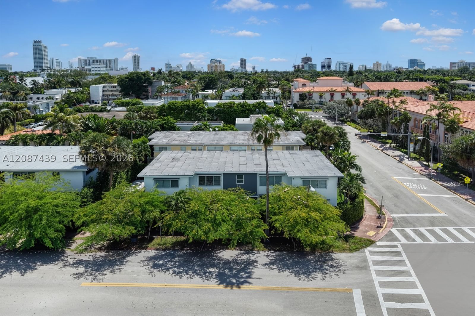 Real estate property located at 3909 Garden Ave, Miami-dade, Jane Apartments Condo, Miami Beach, FL
