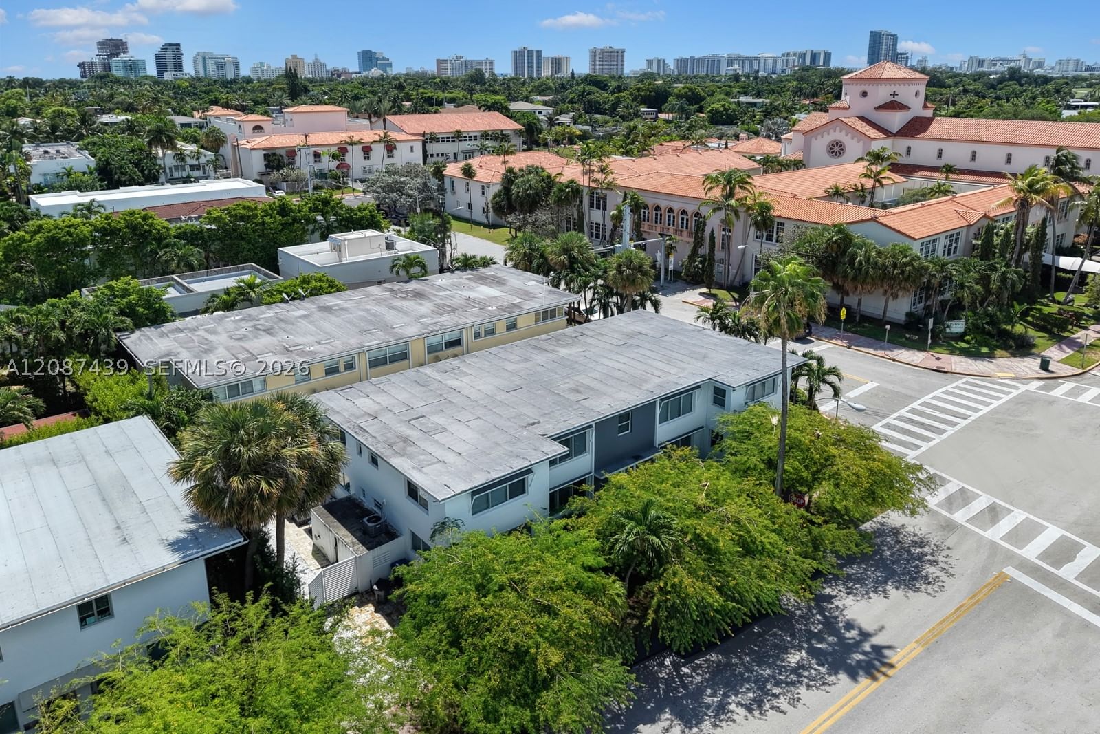 Real estate property located at 3909 Garden Ave, Miami-dade, Jane Apartments Condo, Miami Beach, FL