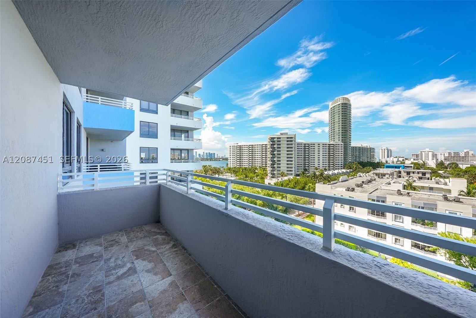 Real estate property located at 1330 West Ave #811, Miami-dade, The Waverly At South Beac, Miami Beach, FL