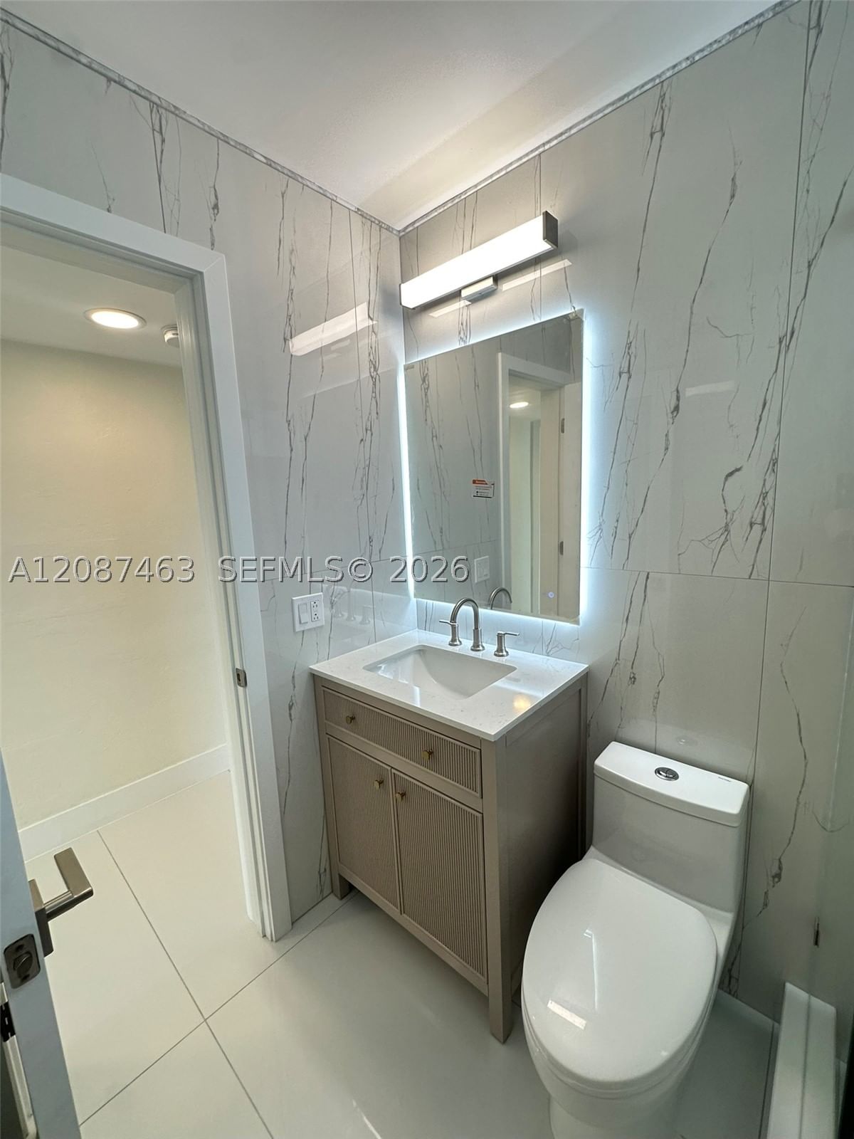 Real estate property located at 921 Jefferson Ave #4E, Miami-dade, 921 Jefferson Ave Condo, Miami Beach, FL