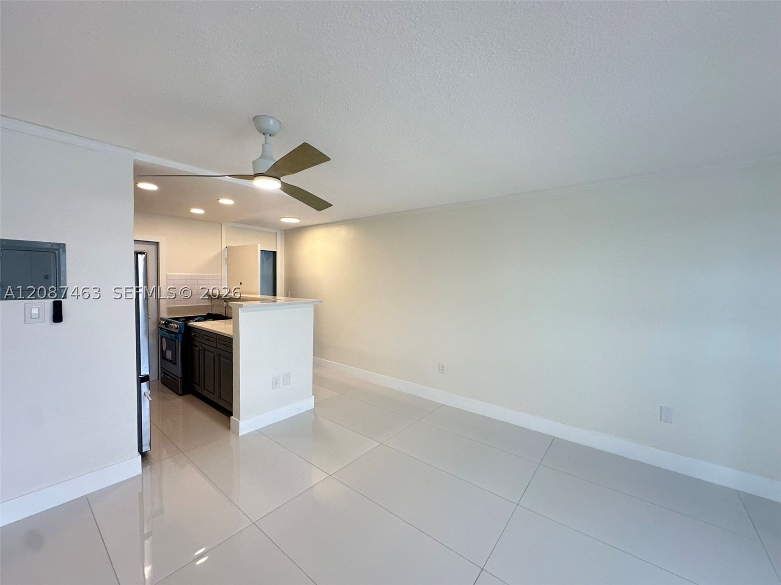 Real estate property located at 921 Jefferson Ave #4E, Miami-dade, 921 Jefferson Ave Condo, Miami Beach, FL