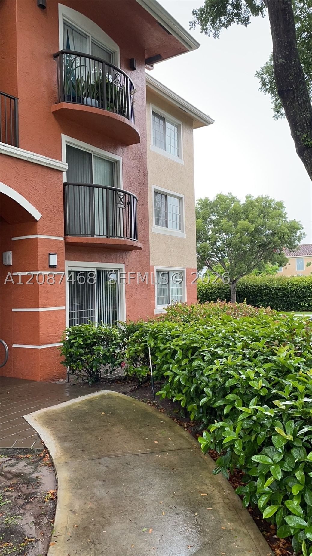 Real estate property located at 4195 Haverhill Rd #318, Palm Beach, Grand Isles Condo, West Palm Beach, FL