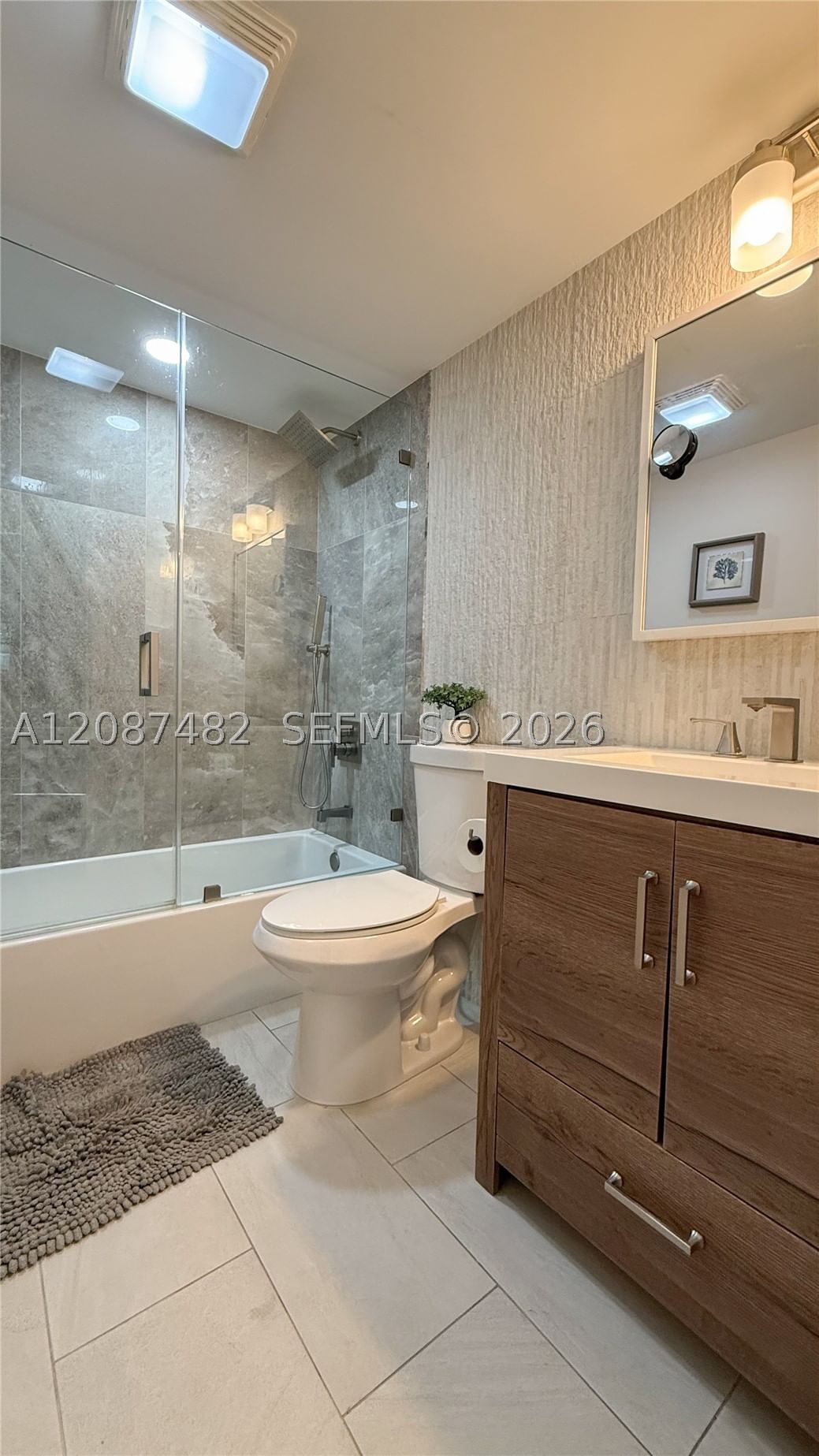 Real estate property located at 400 10th St #112, Broward, Deerfield Beach Gardens C, Deerfield Beach, FL