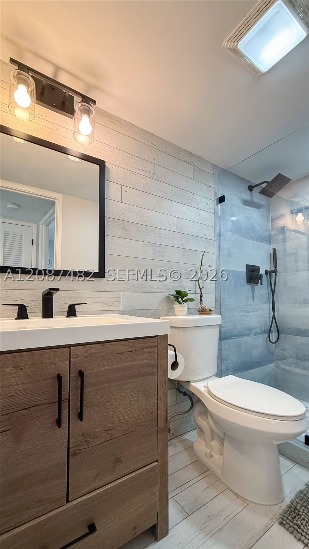 Real estate property located at 400 10th St #112, Broward, Deerfield Beach Gardens C, Deerfield Beach, FL