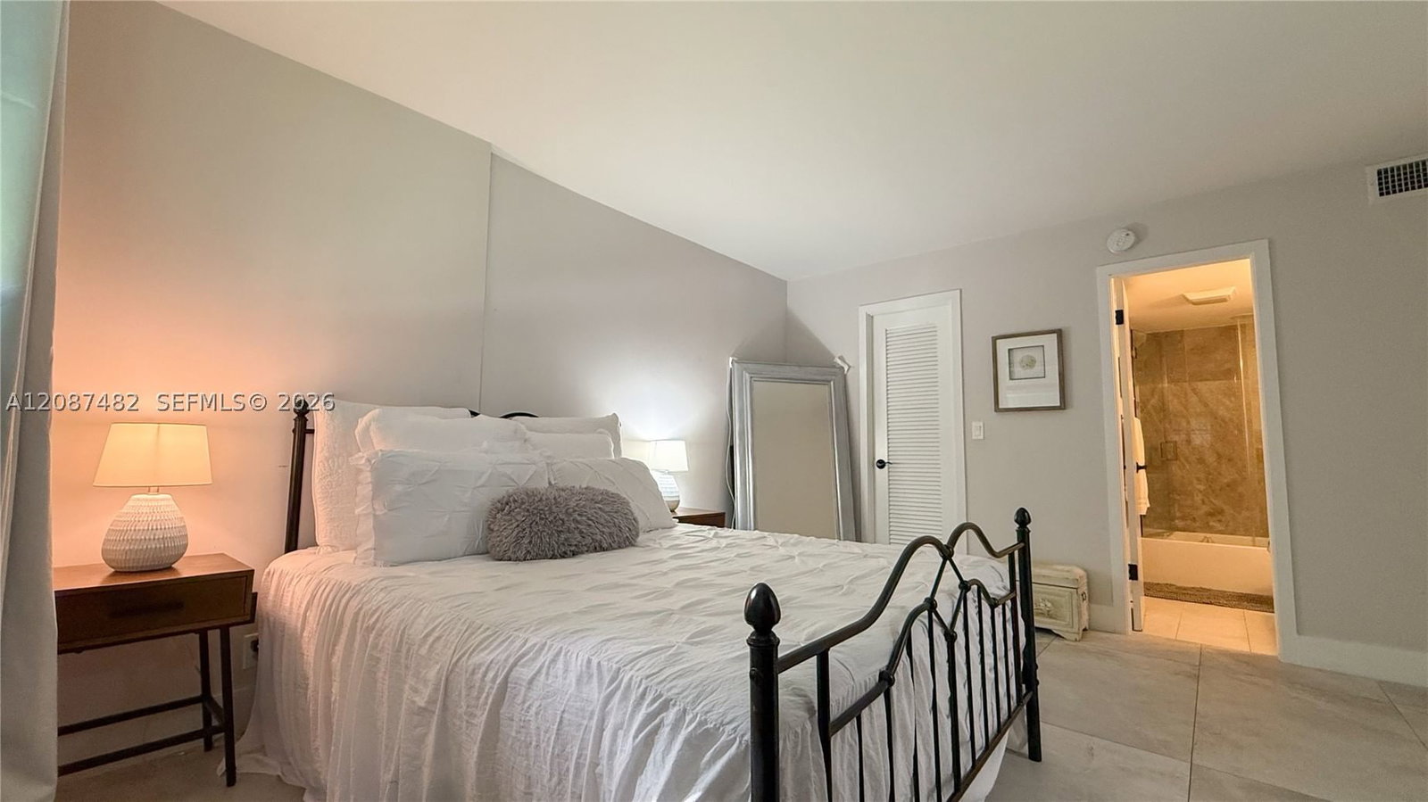 Real estate property located at 400 10th St #112, Broward, Deerfield Beach Gardens C, Deerfield Beach, FL