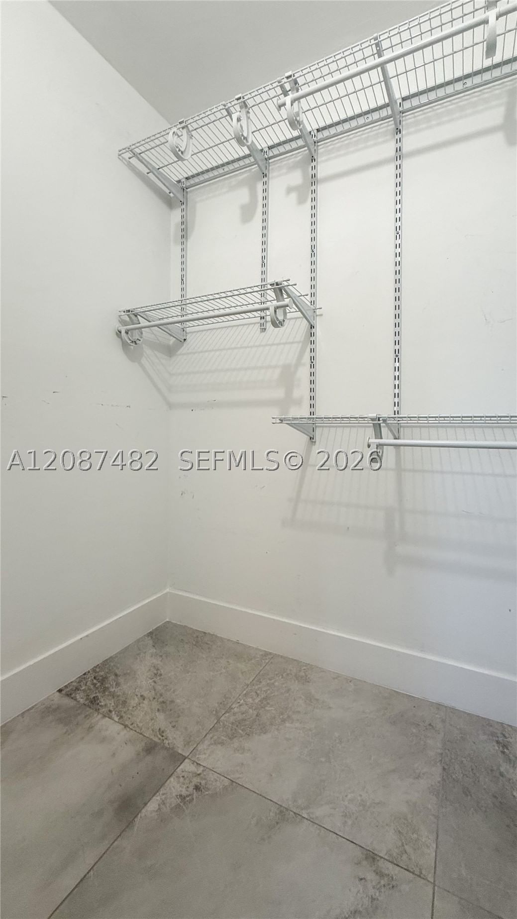 Real estate property located at 400 10th St #112, Broward, Deerfield Beach Gardens C, Deerfield Beach, FL