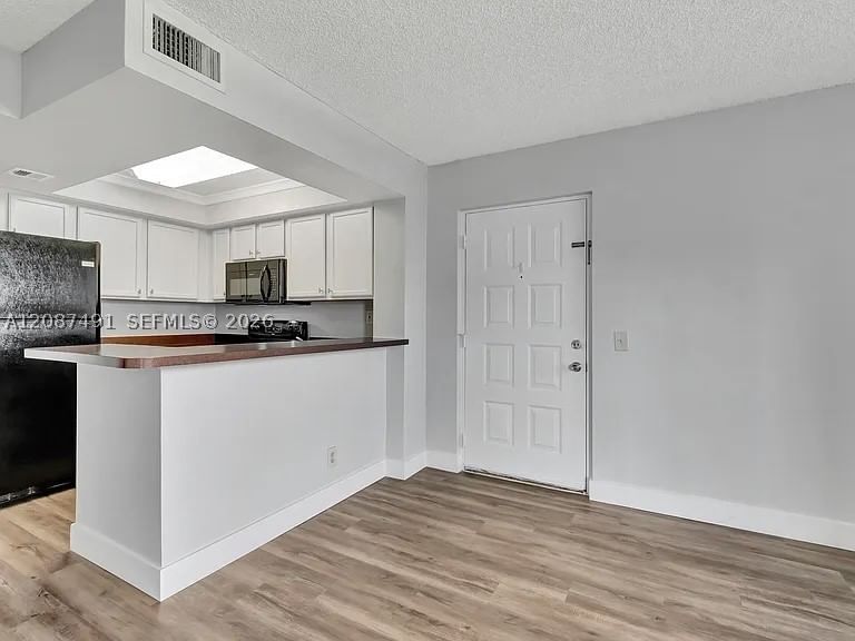 Real estate property located at 714 Executive Center Dr #28, Palm Beach, Clear Lake Club Condo, West Palm Beach, FL