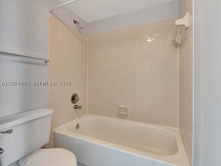 Real estate property located at 714 Executive Center Dr #28, Palm Beach, Clear Lake Club Condo, West Palm Beach, FL