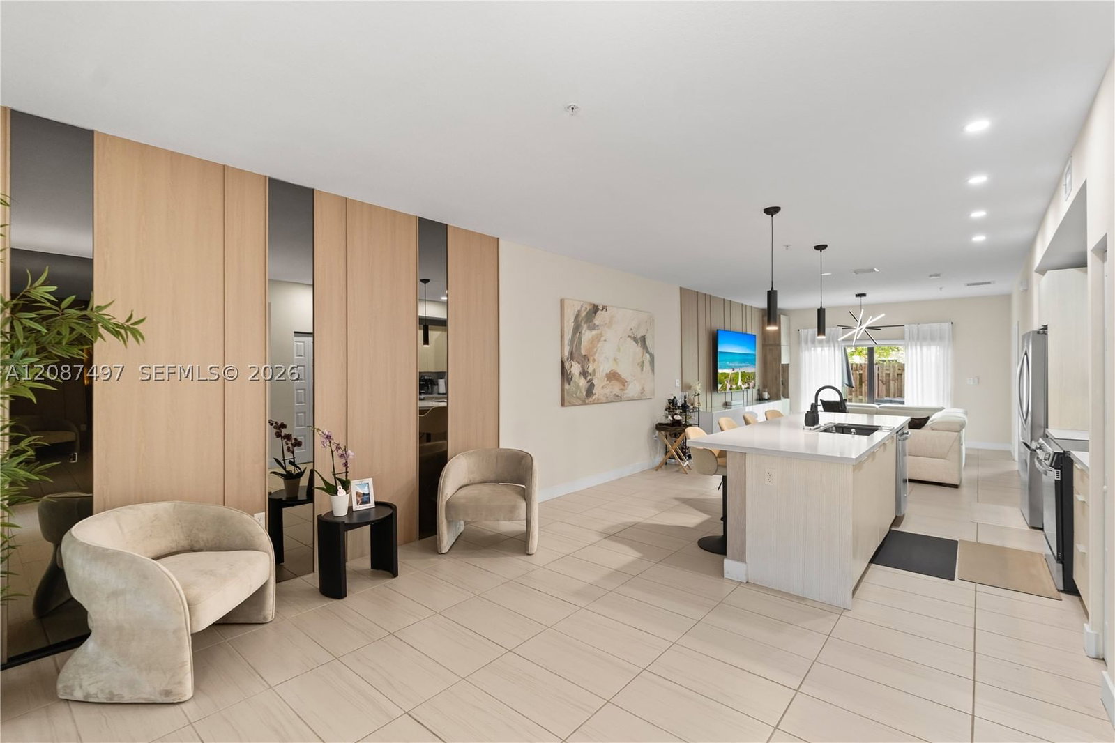 Real estate property located at 7865 104th Ave #4, Miami-dade, Grand Bay South Villas, Doral, FL