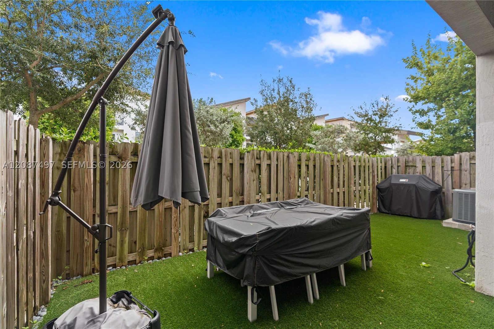 Real estate property located at 7865 104th Ave #4, Miami-dade, Grand Bay South Villas, Doral, FL