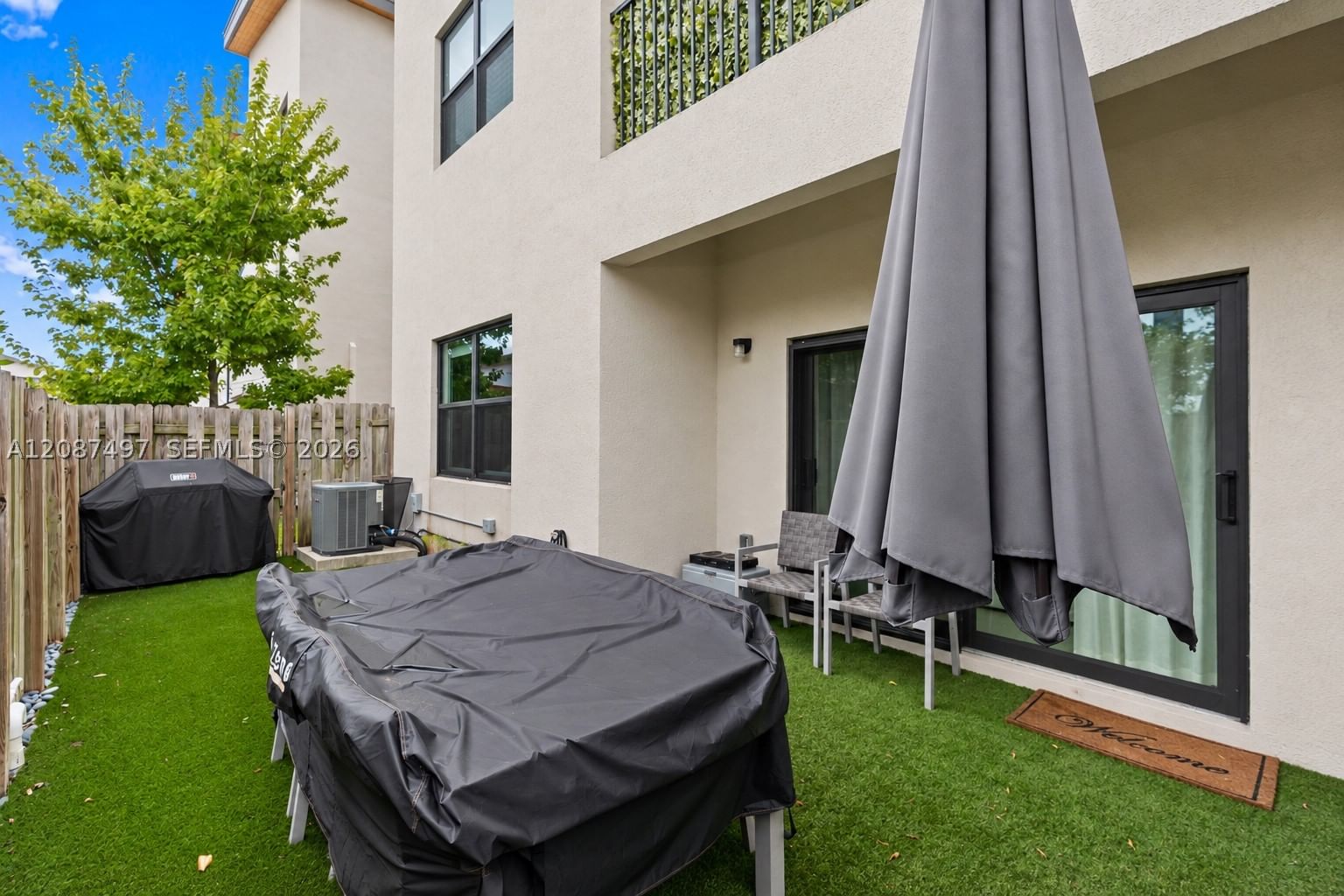 Real estate property located at 7865 104th Ave #4, Miami-dade, Grand Bay South Villas, Doral, FL