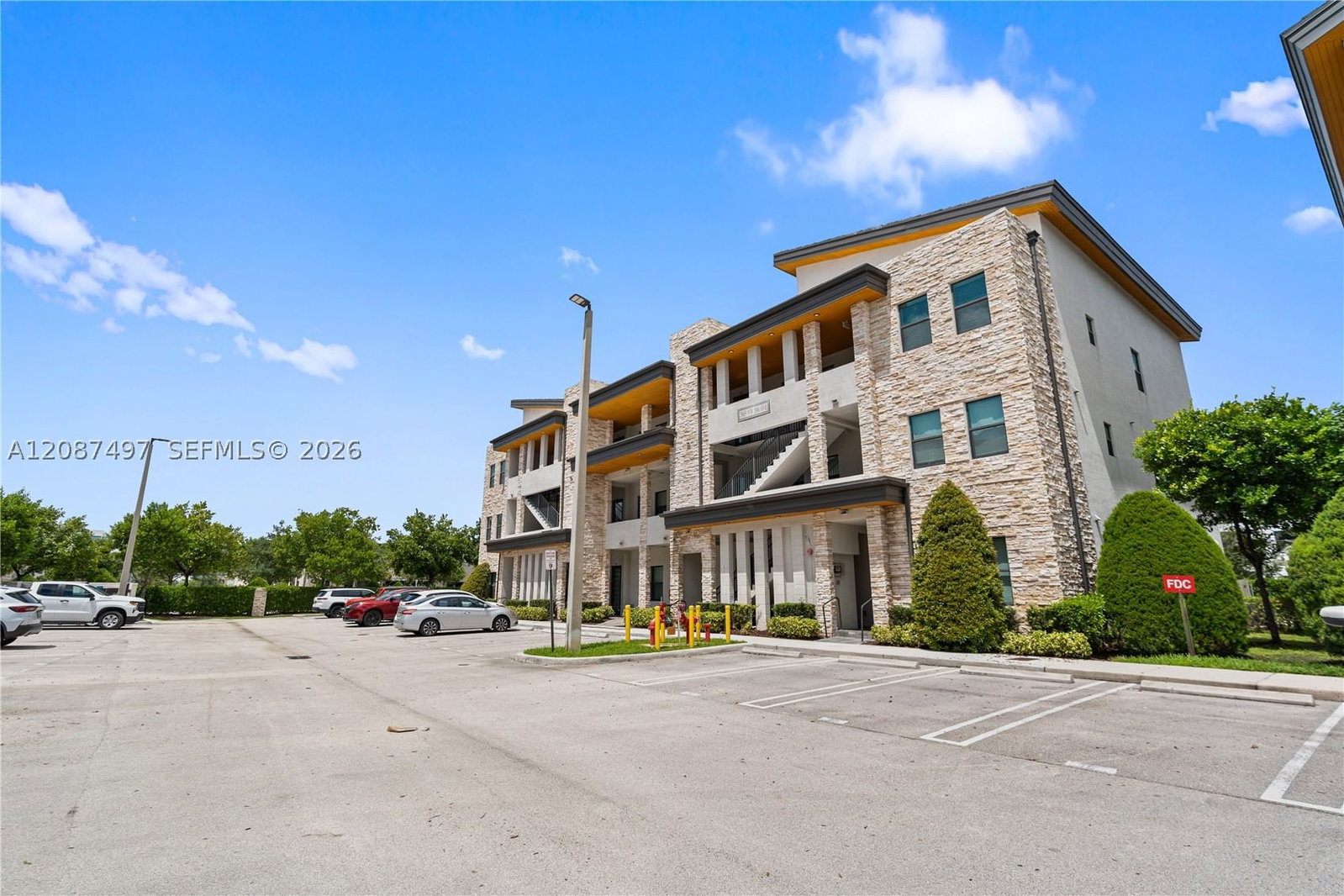 Real estate property located at 7865 104th Ave #4, Miami-dade, Grand Bay South Villas, Doral, FL