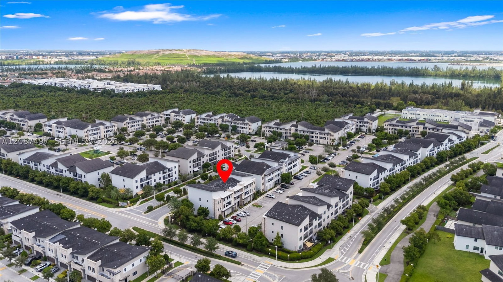 Real estate property located at 7865 104th Ave #4, Miami-dade, Grand Bay South Villas, Doral, FL