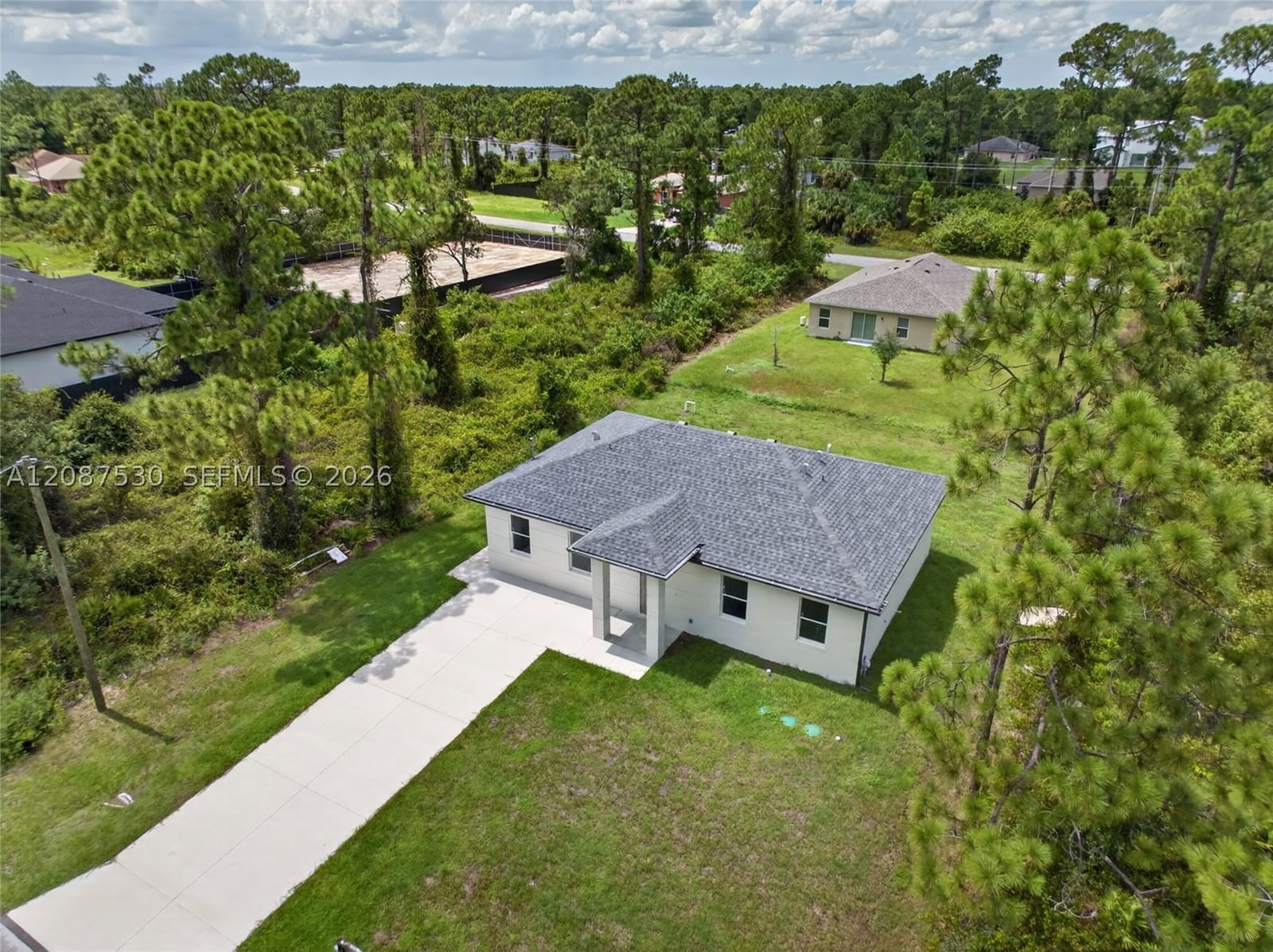 Real estate property located at 308 Mangonia, Lee, Lehigh Acres, Lehigh Acres, FL
