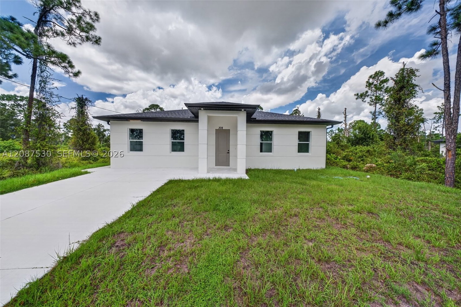 Real estate property located at 308 Mangonia, Lee, Lehigh Acres, Lehigh Acres, FL