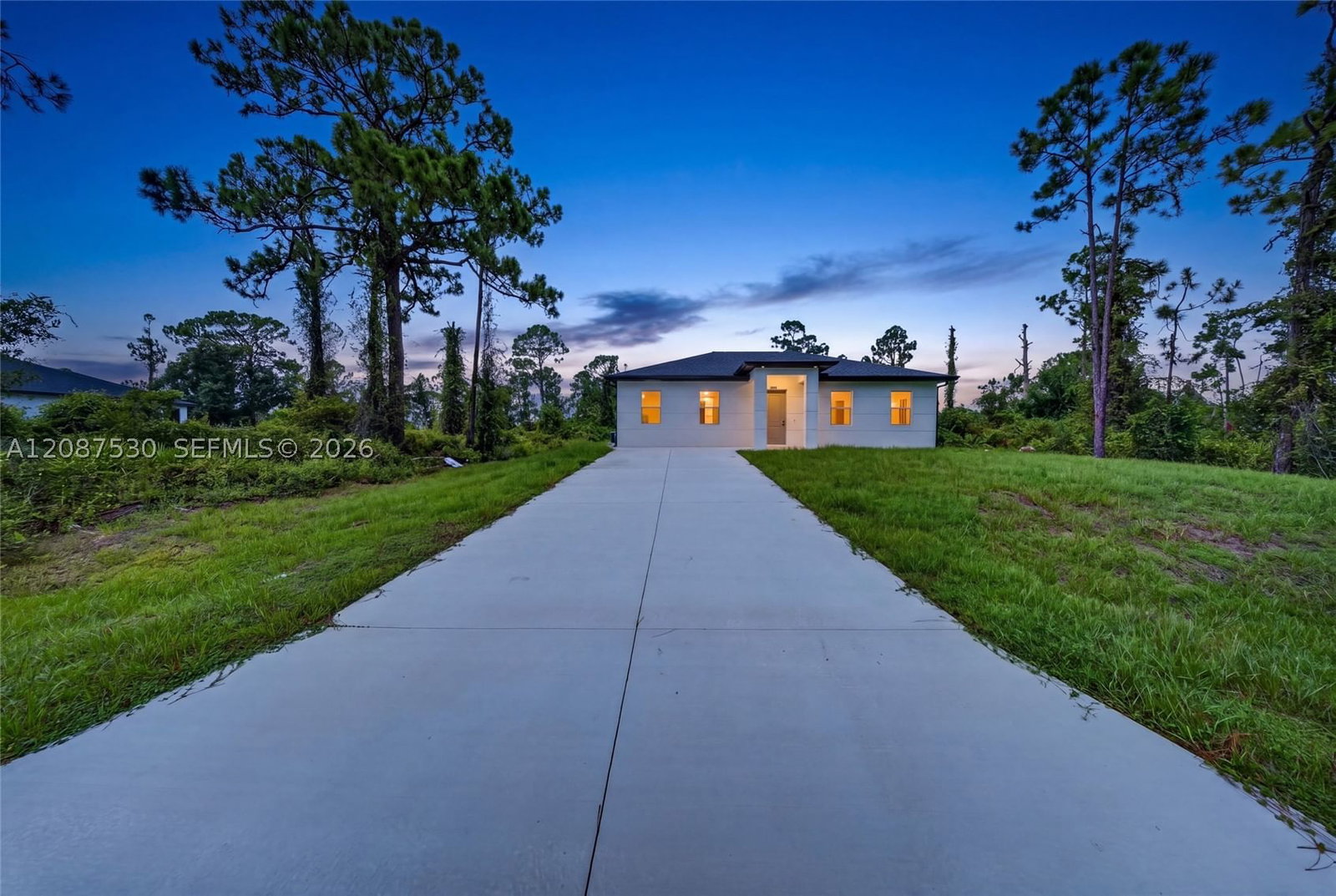 Real estate property located at 308 Mangonia, Lee, Lehigh Acres, Lehigh Acres, FL