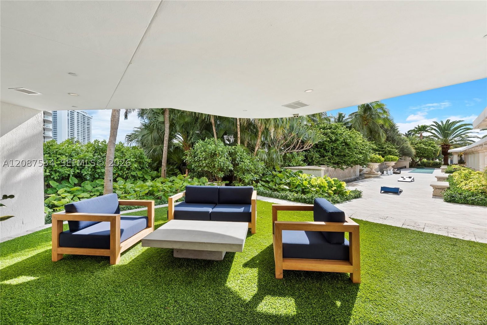 Real estate property located at 6000 Island Blvd #1703, Miami-dade, Bellamare @ Williams Isla, Aventura, FL