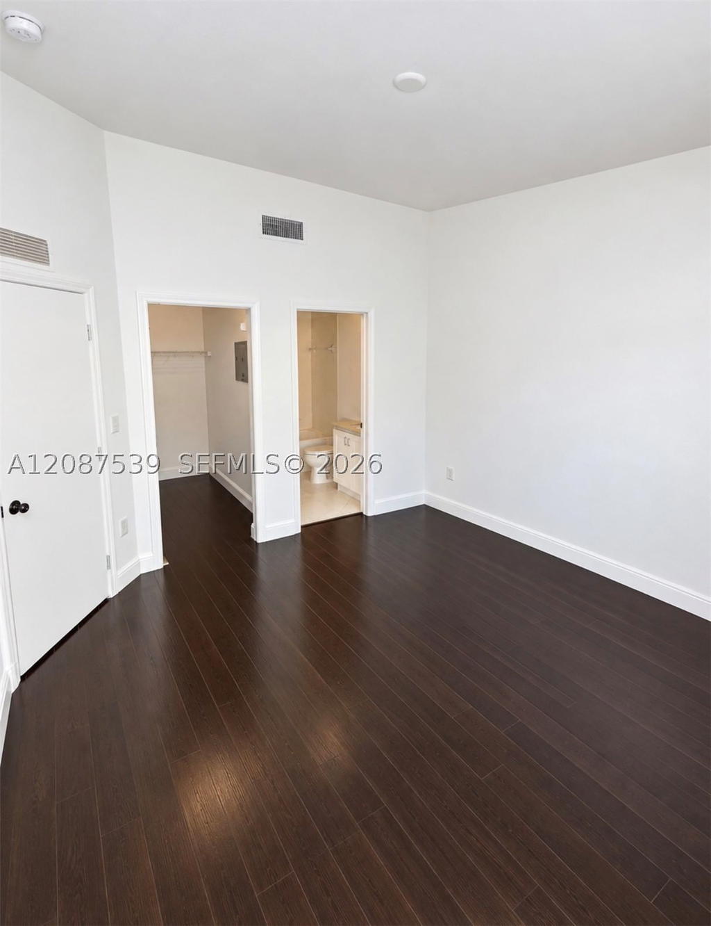 Real estate property located at 1250 28th Ct #204, Miami-dade, Venetia Gardens Condo, Homestead, FL