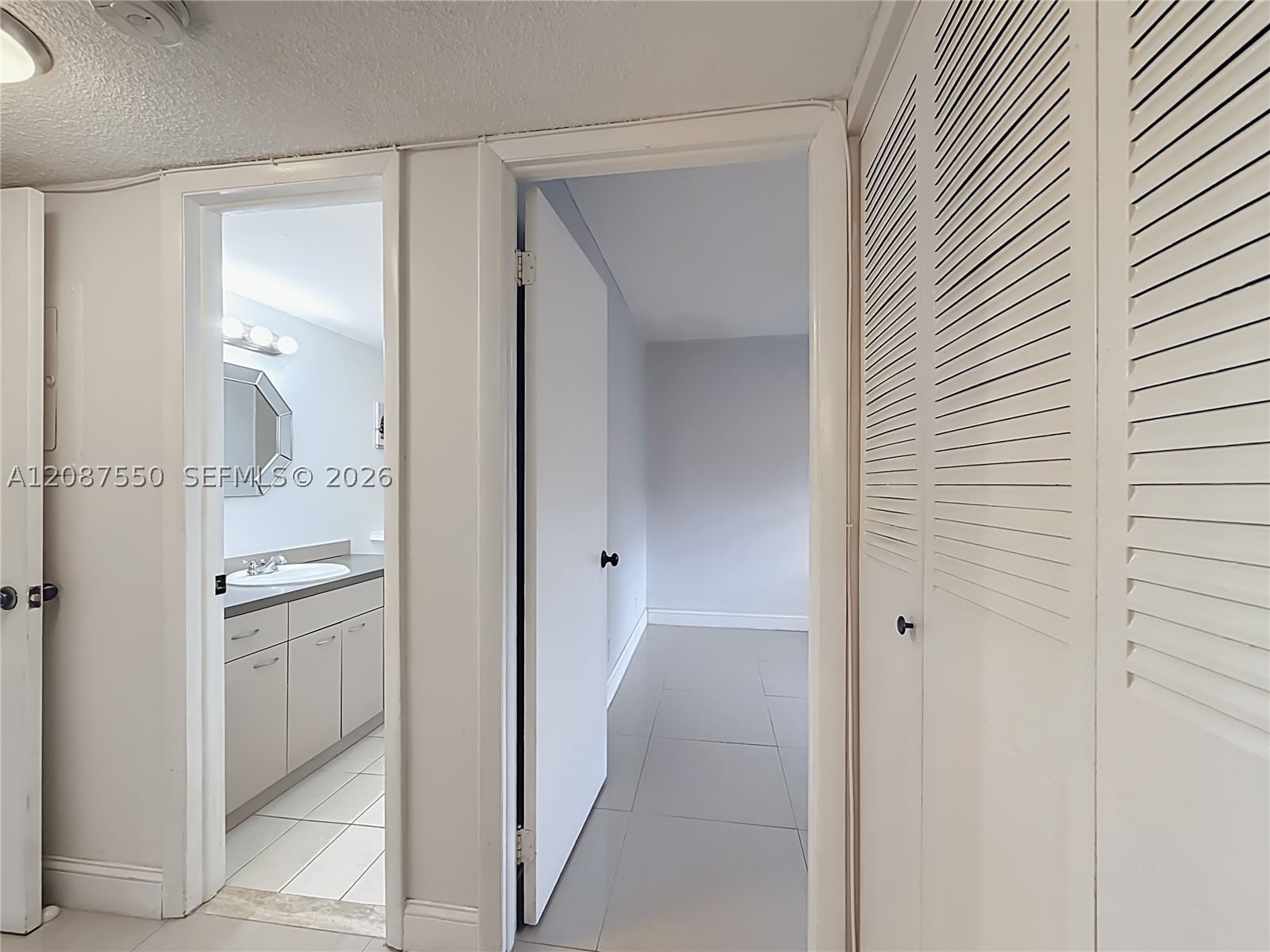 Real estate property located at 1600 Tallwood Ave #204, Broward, Tallwood North Condo, Hollywood, FL