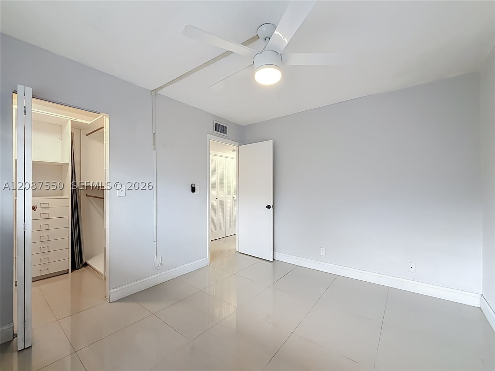 Real estate property located at 1600 Tallwood Ave #204, Broward, Tallwood North Condo, Hollywood, FL