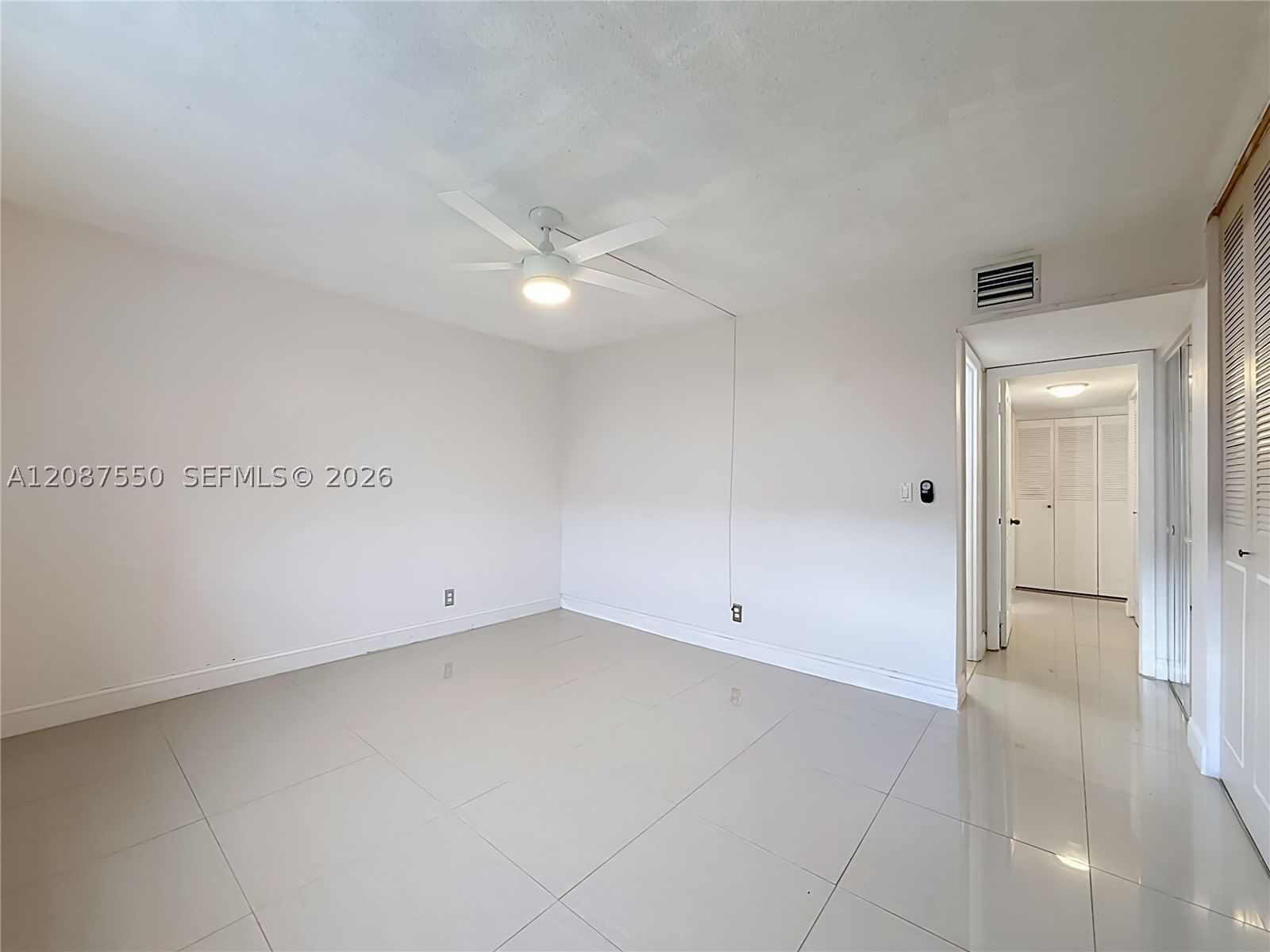 Real estate property located at 1600 Tallwood Ave #204, Broward, Tallwood North Condo, Hollywood, FL