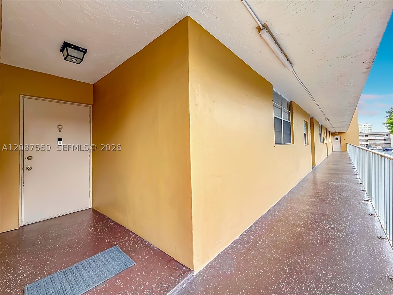 Real estate property located at 1600 Tallwood Ave #204, Broward, Tallwood North Condo, Hollywood, FL