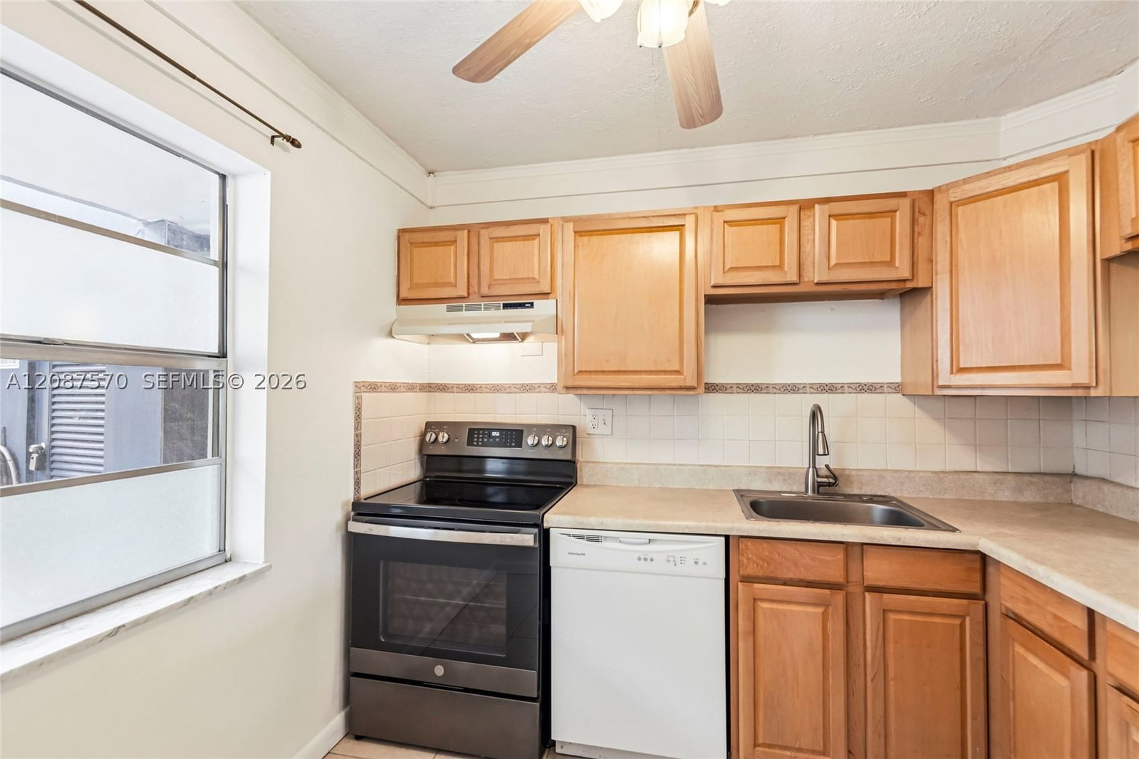 Real estate property located at 7887 Golf Cir Dr #106, Broward, Oriole Golf & Tennis Club, Margate, FL