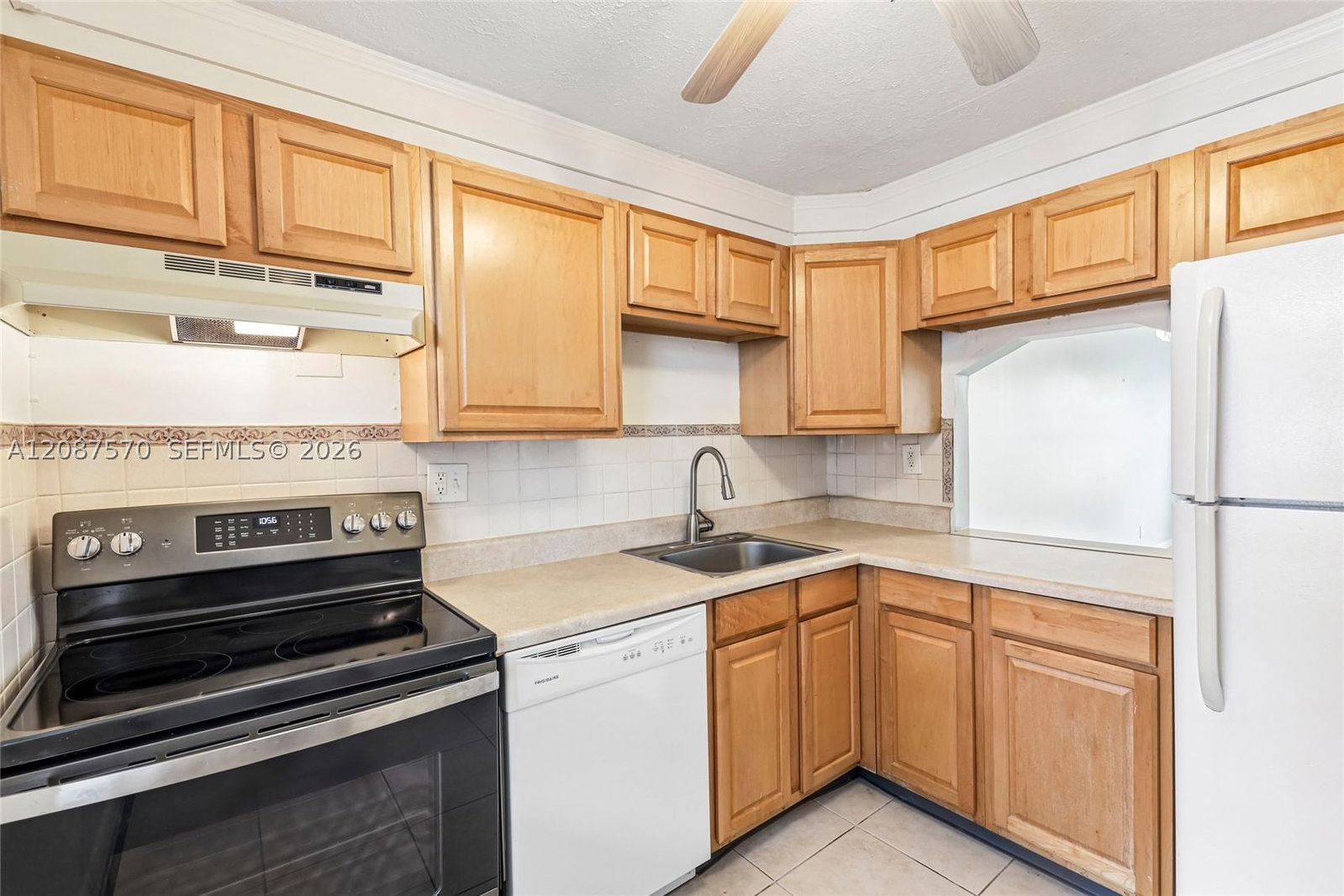 Real estate property located at 7887 Golf Cir Dr #106, Broward, Oriole Golf & Tennis Club, Margate, FL