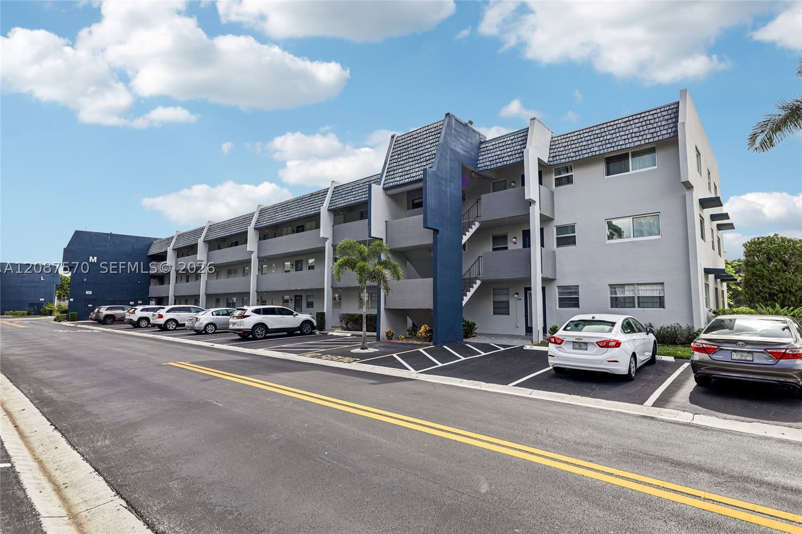 Real estate property located at 7887 Golf Cir Dr #106, Broward, Oriole Golf & Tennis Club, Margate, FL