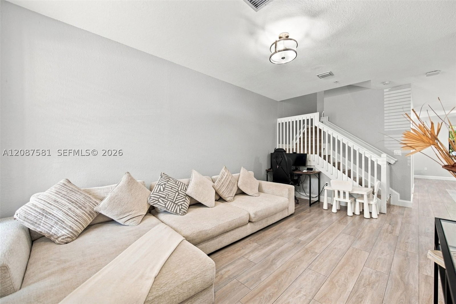 Real estate property located at 156 185th Way, Broward, Stellar Pembroke Pines, Pembroke Pines, FL